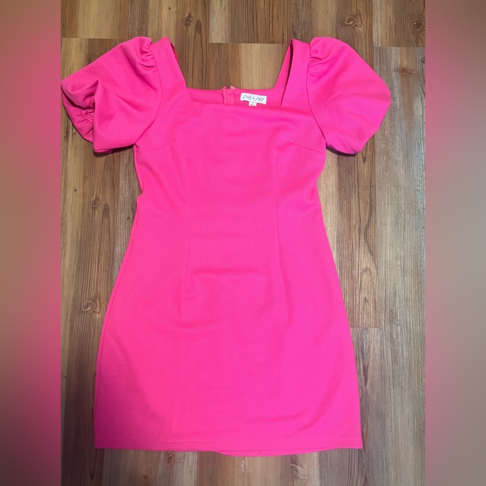 She + Sky Hot Pink Puff Sleeve Mini Dress. Never been worn